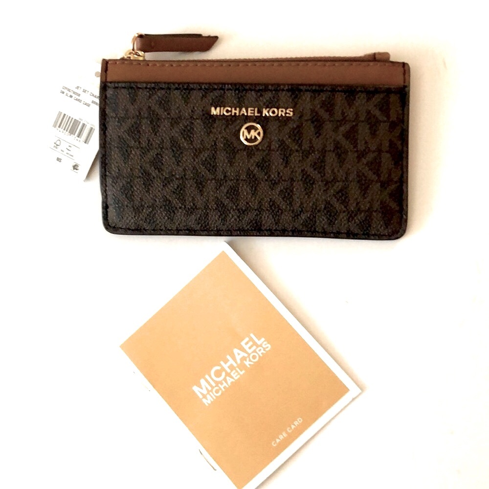 COPY - -Authentic NWT - New Michael Kors Logo Jet Set Charm Slim Card Case